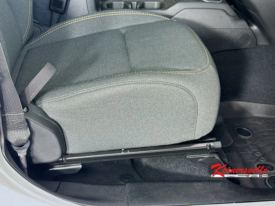 2024 Jeep JT Gladiator - Image 22 of 24