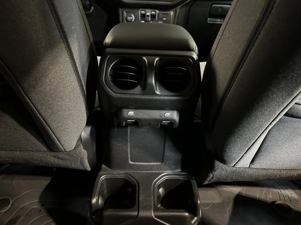 2024 Jeep JT Gladiator - Image 12 of 20