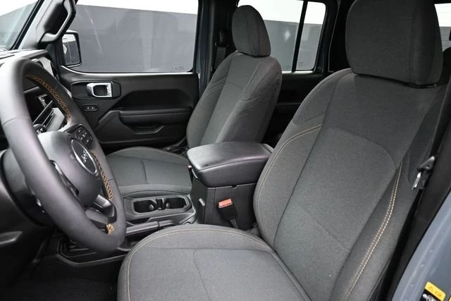 2024 Jeep JT Gladiator - Image 13 of 20