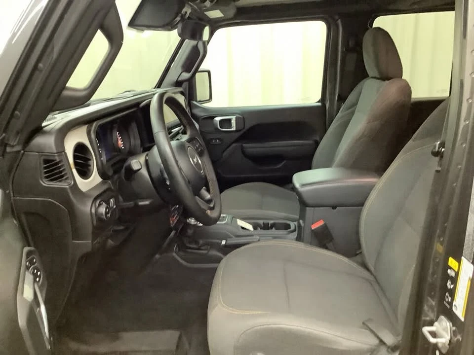 2024 Jeep JT Gladiator - Image 13 of 20