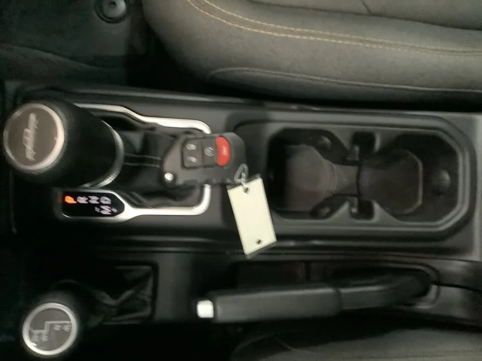2024 Jeep JT Gladiator - Image 17 of 20