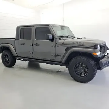 2024 Jeep Gladiator Willys Crew Cab