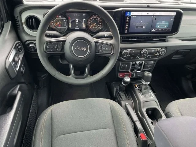 2024 Jeep JT Gladiator - Image 14 of 20