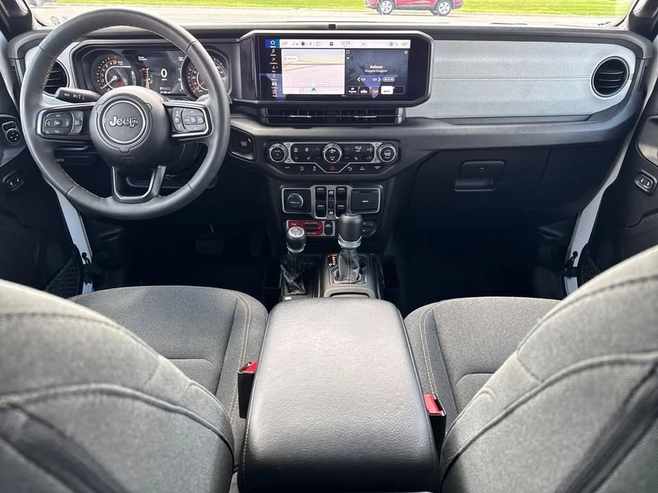 2024 Jeep JT Gladiator - Image 18 of 20