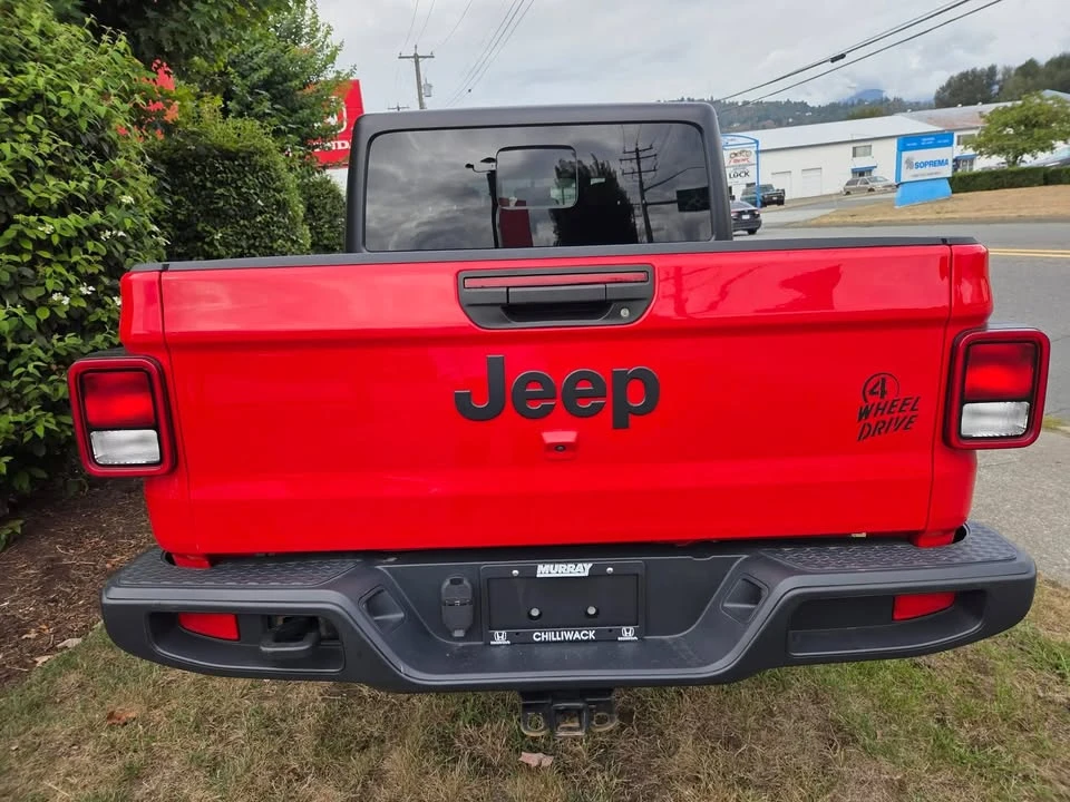 2024 Jeep JT Gladiator - Image 4 of 9
