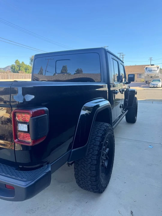 2024 Jeep JT Gladiator - Image 5 of 11