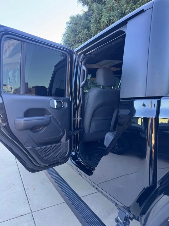 2024 Jeep JT Gladiator - Image 10 of 11