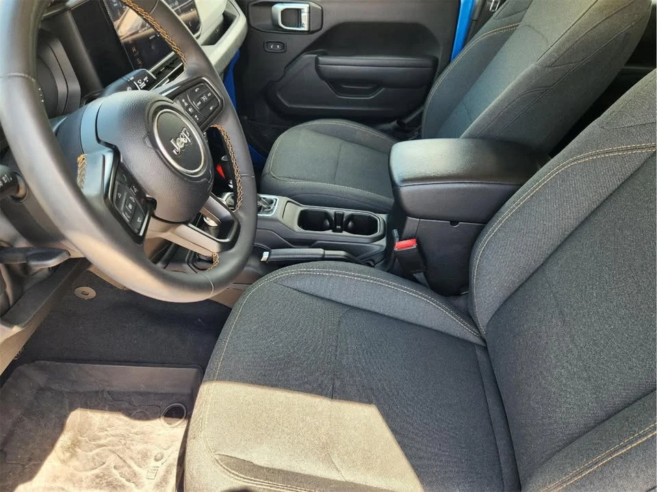 2024 Jeep JT Gladiator - Image 13 of 20