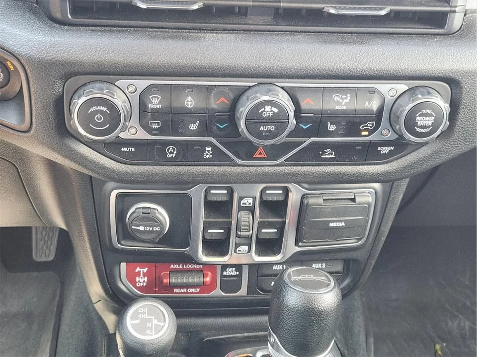 2024 Jeep JT Gladiator - Image 18 of 20