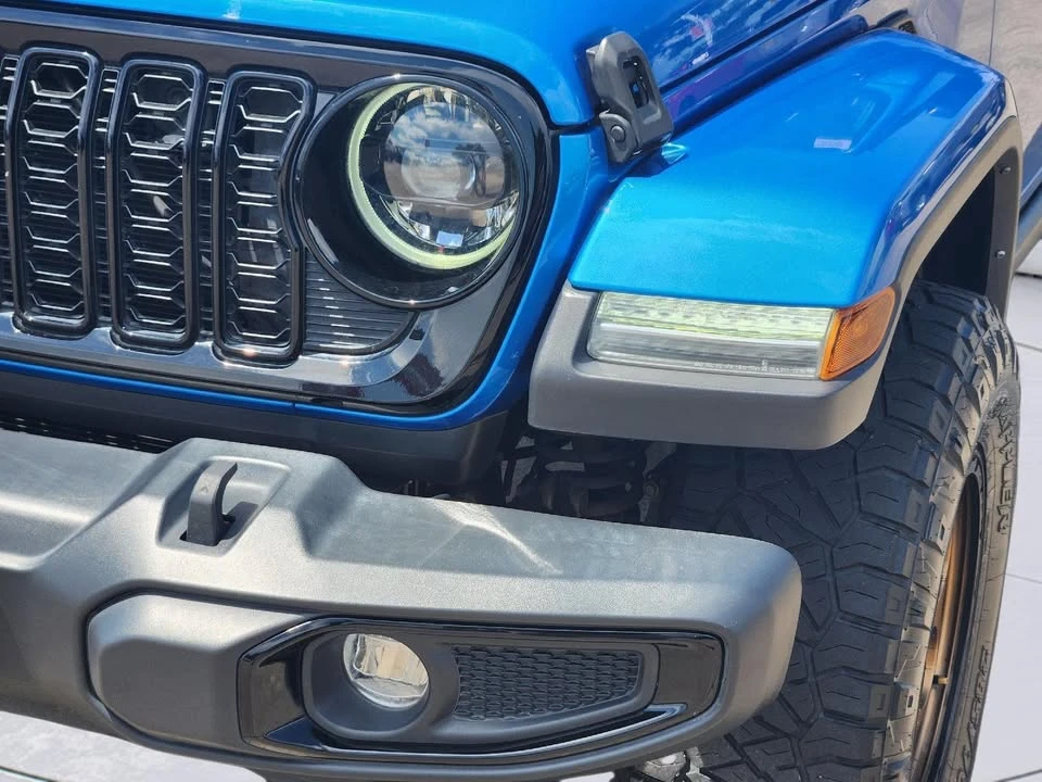 2024 Jeep JT Gladiator - Image 9 of 20