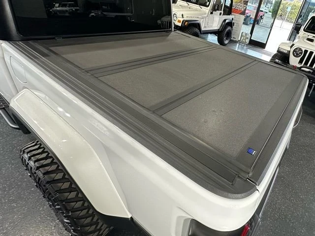 2024 Jeep JT Gladiator - Image 10 of 21