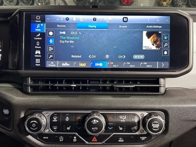 2024 Jeep JT Gladiator - Image 20 of 21