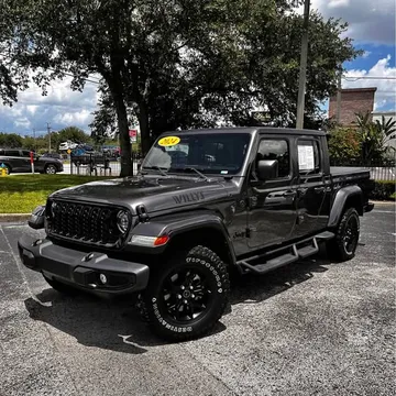 2024 Jeep Gladiator Willys Pickup 4D 5 ft