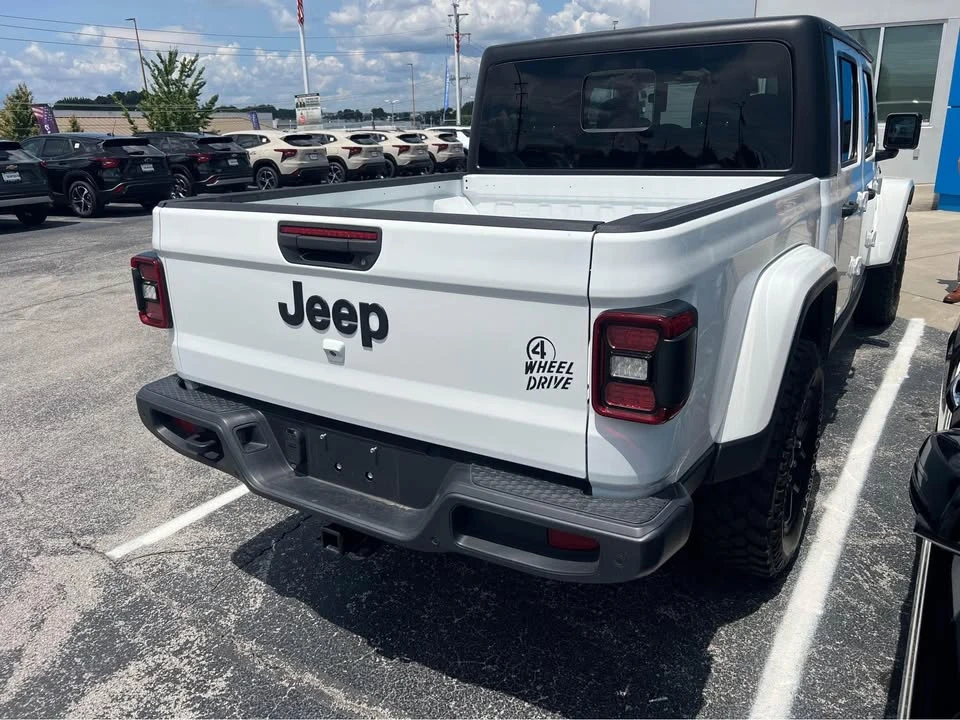 2024 Jeep JT Gladiator - Image 4 of 7