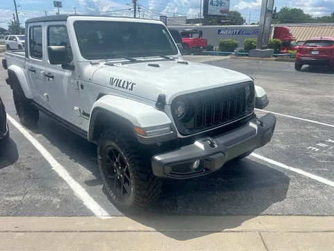 2024 Jeep Gladiator Willys Pickup 4D 5 ft