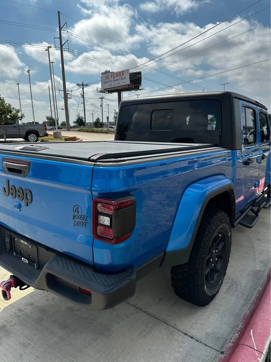 2024 Jeep JT Gladiator - Image 4 of 8