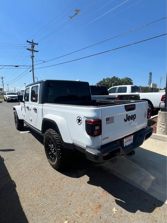 2024 Jeep JT Gladiator - Image 4 of 5