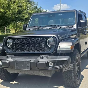 2024 Jeep Gladiator Willys Sport Pickup 4D 5 ft