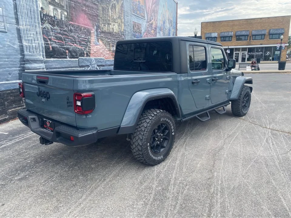 2024 Jeep JT Gladiator - Image 5 of 5