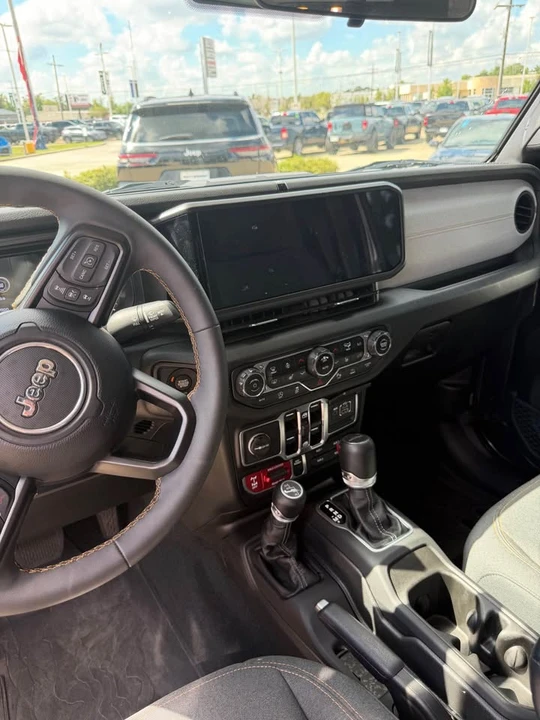 2024 Jeep JT Gladiator - Image 6 of 7