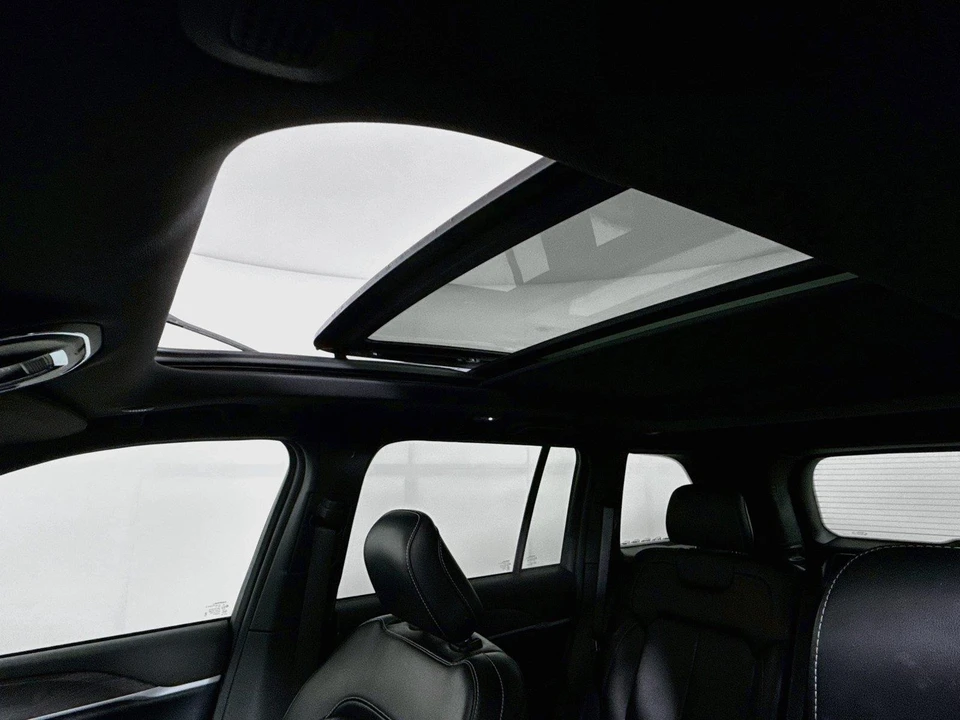2024 Jeep WL Grand Cherokee - Image 24 of 31