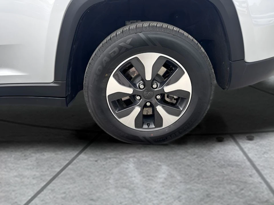 2024 Jeep WL Grand Cherokee - Image 28 of 28