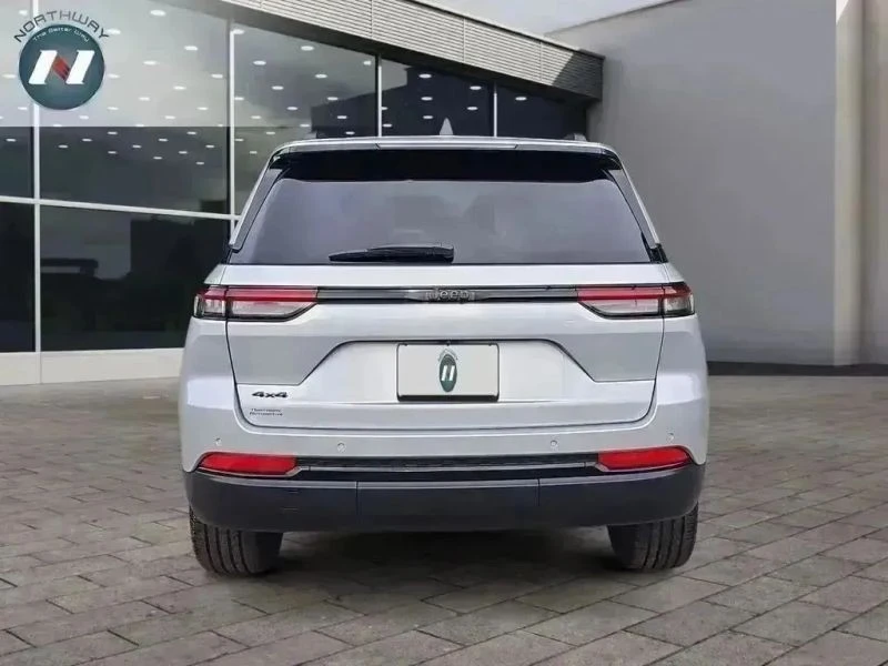 2024 Jeep WL Grand Cherokee - Image 4 of 12