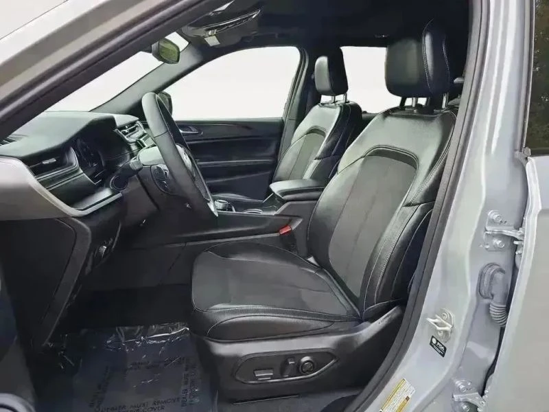 2024 Jeep WL Grand Cherokee - Image 9 of 12