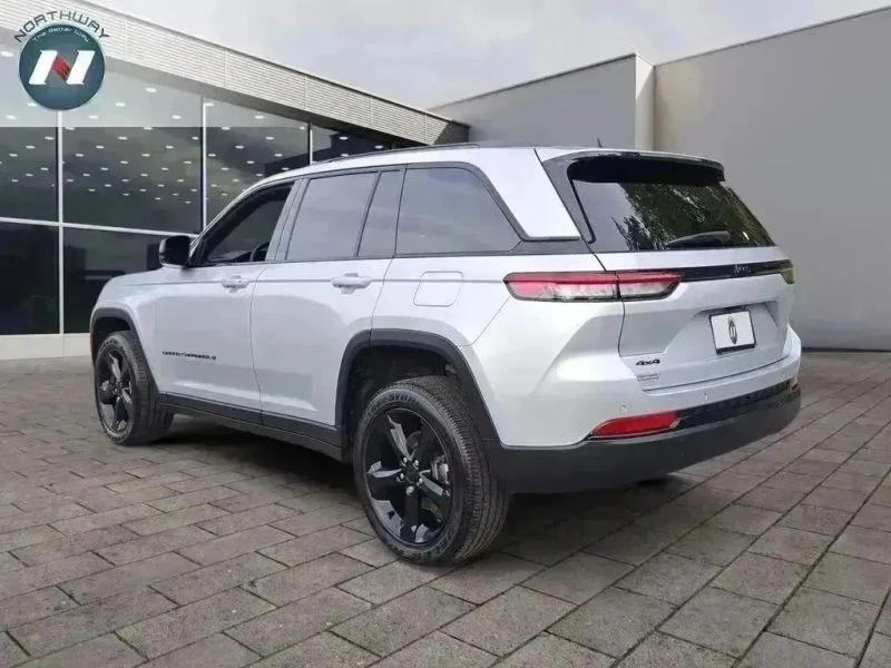 2024 Jeep WL Grand Cherokee - Image 3 of 12