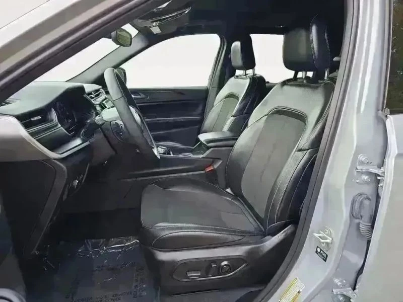2024 Jeep WL Grand Cherokee - Image 9 of 12