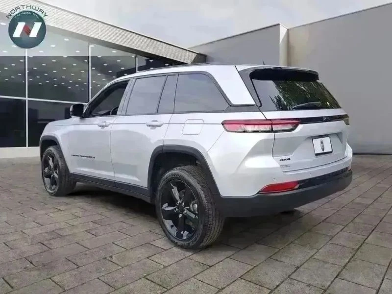2024 Jeep WL Grand Cherokee - Image 3 of 12