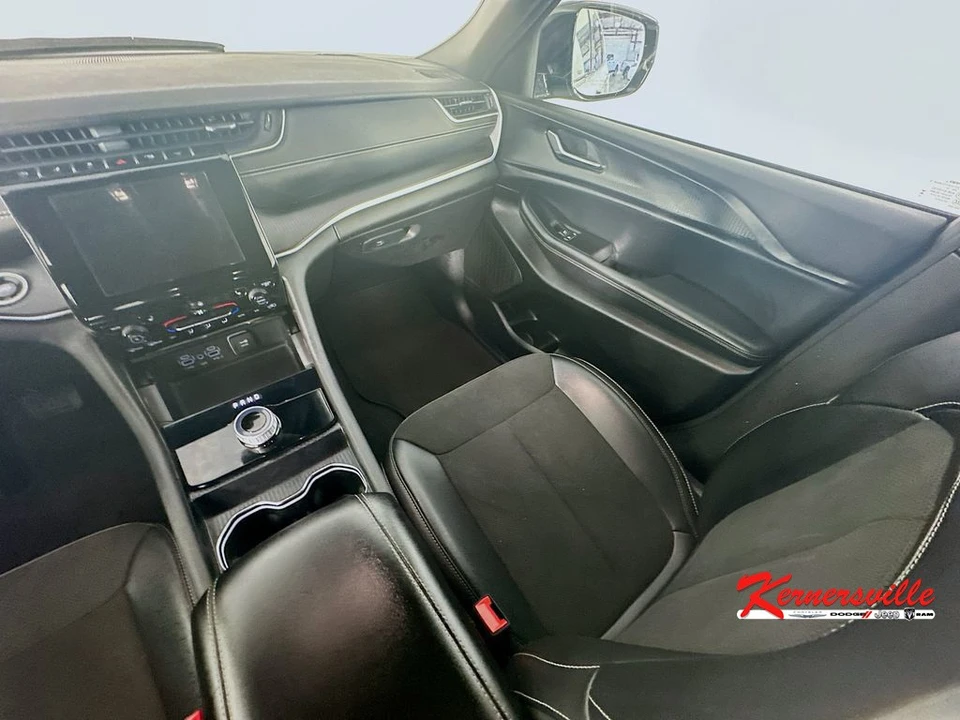 2024 Jeep WL Grand Cherokee - Image 11 of 24