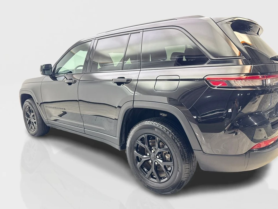 2024 Jeep WL Grand Cherokee - Image 14 of 31