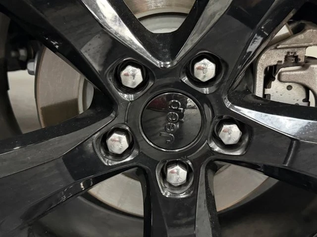 2024 Jeep WL Grand Cherokee - Image 15 of 31