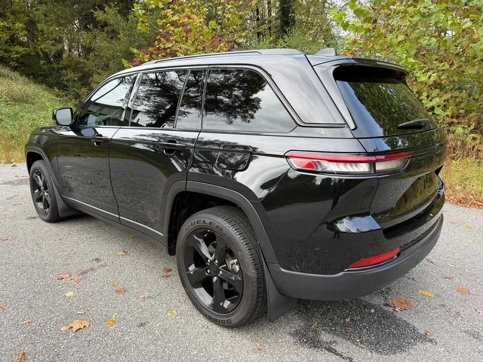 2024 Jeep WL Grand Cherokee - Image 8 of 12