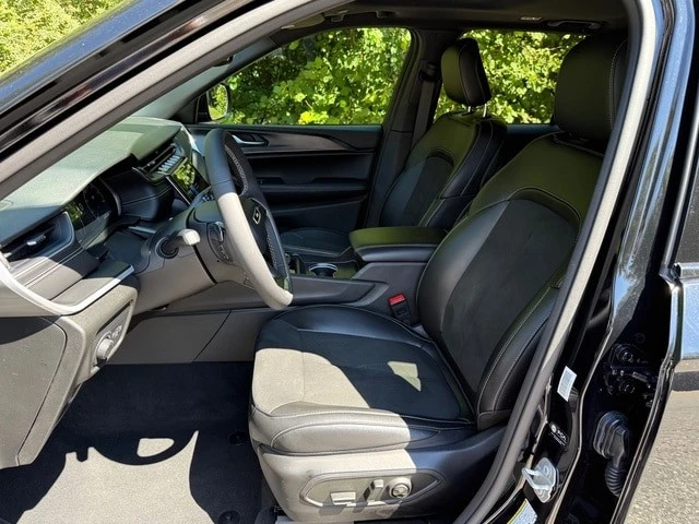 2024 Jeep WL Grand Cherokee - Image 11 of 31