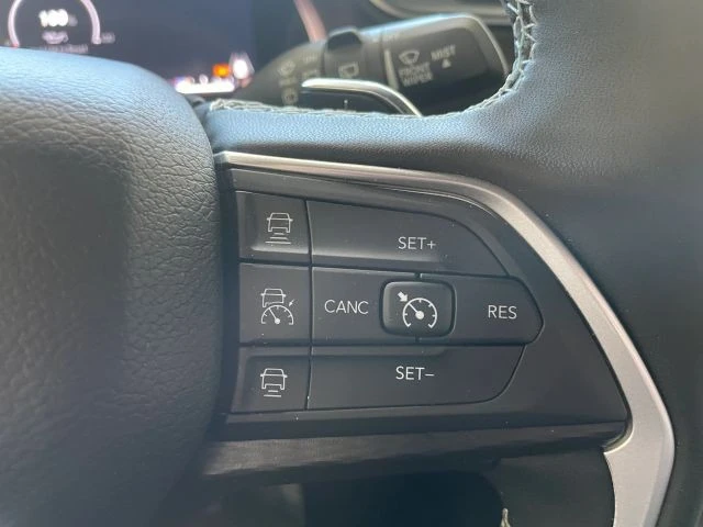 2024 Jeep WL Grand Cherokee - Image 12 of 31