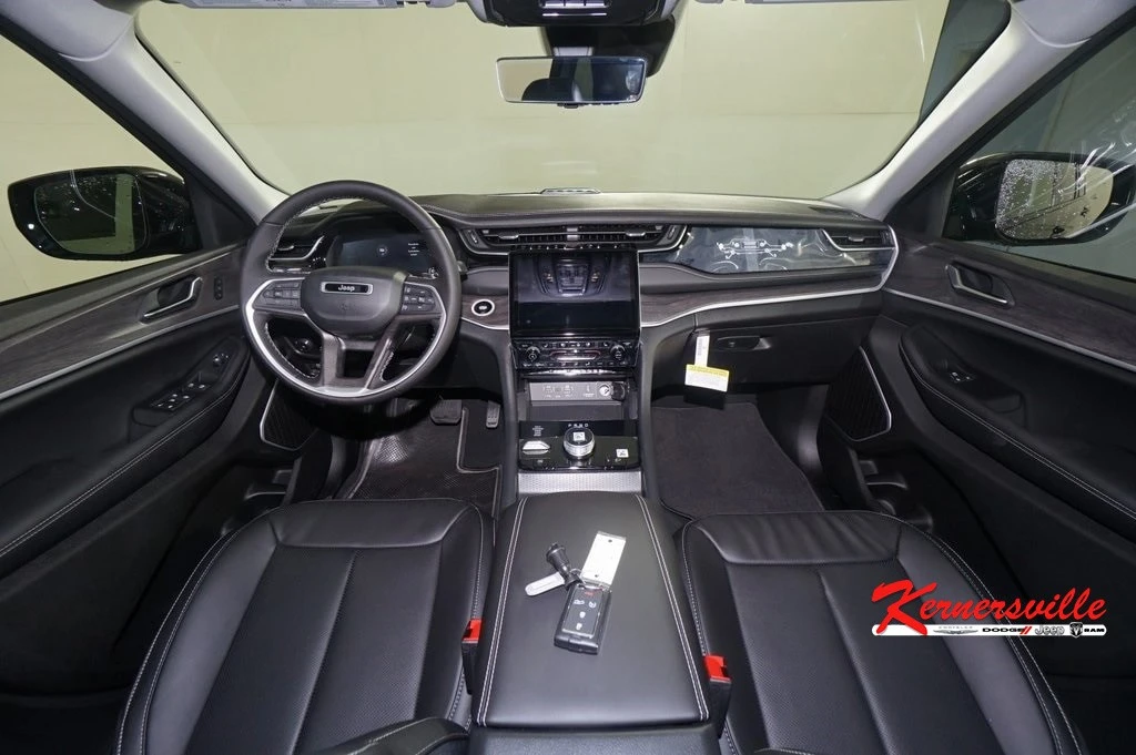 2024 Jeep WL Grand Cherokee - Image 10 of 21