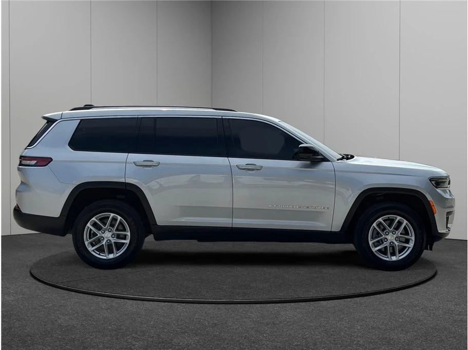 2024 Jeep KL Cherokee - Image 10 of 21