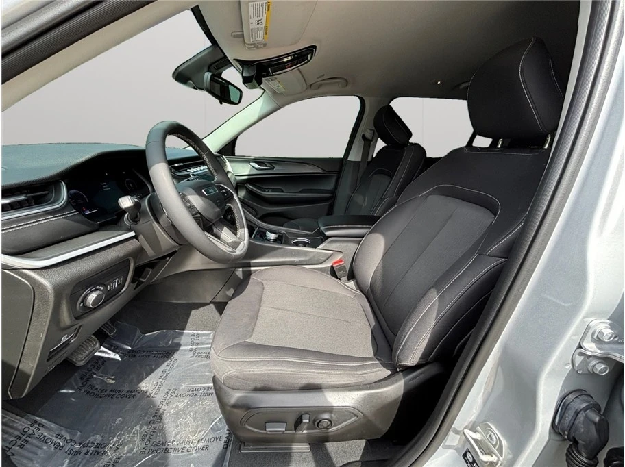 2024 Jeep KL Cherokee - Image 2 of 21