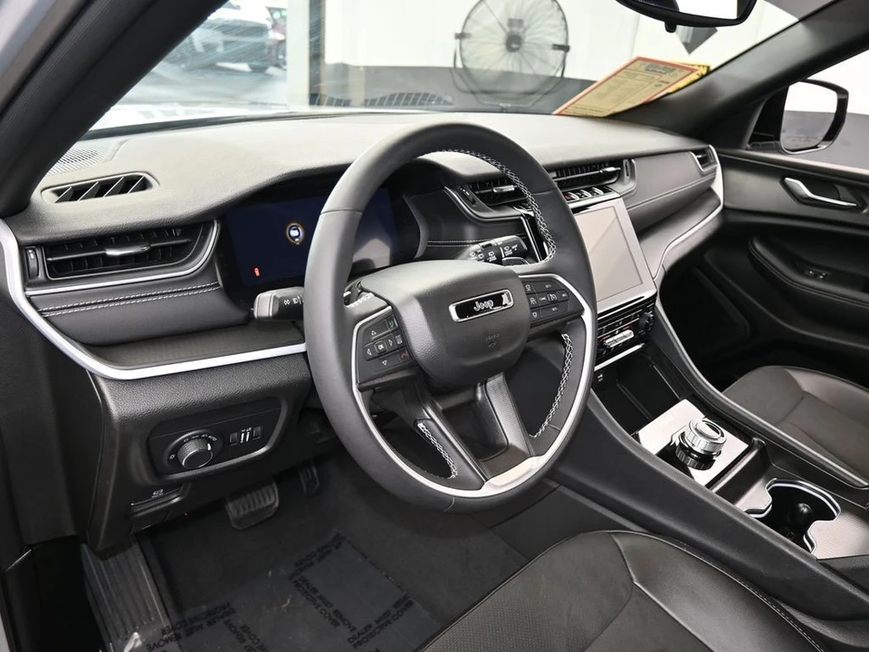2024 Jeep WL Grand Cherokee - Image 10 of 12
