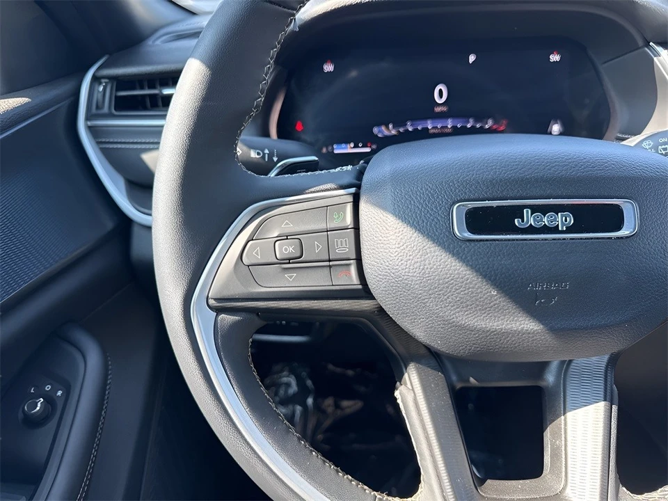 2024 Jeep WL Grand Cherokee - Image 15 of 21