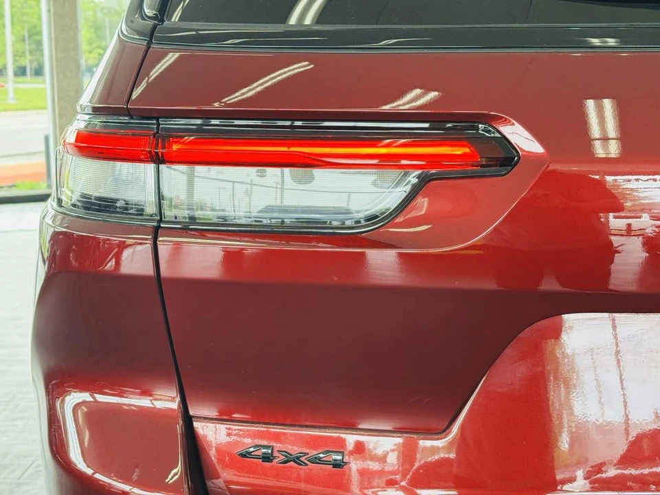 2024 Jeep WL Grand Cherokee - Image 10 of 31