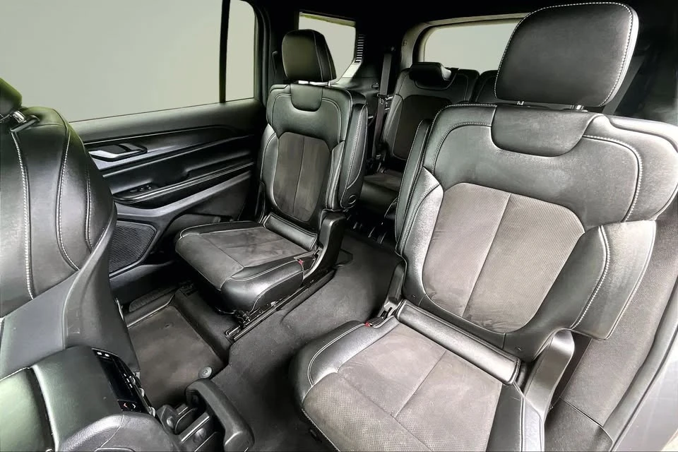 2024 Jeep WL Grand Cherokee - Image 15 of 17