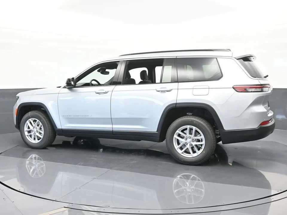 2024 Jeep WL Grand Cherokee - Image 3 of 12