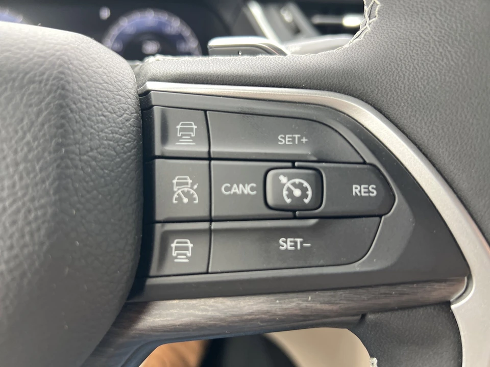 2024 Jeep WL Grand Cherokee - Image 29 of 31