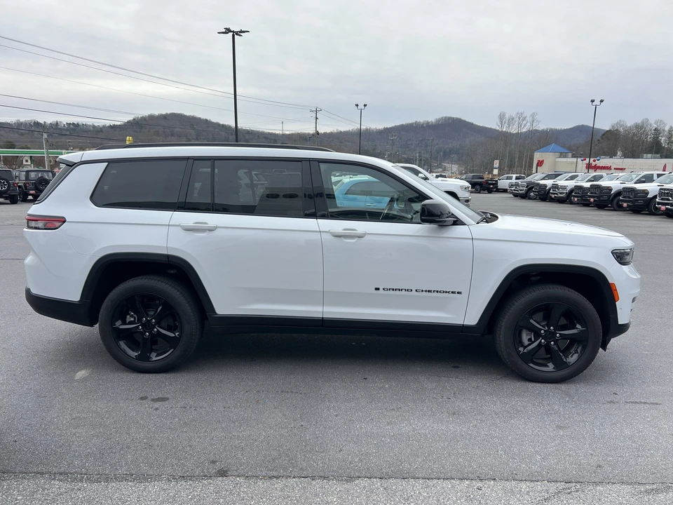 2024 Jeep WL Grand Cherokee - Image 4 of 31