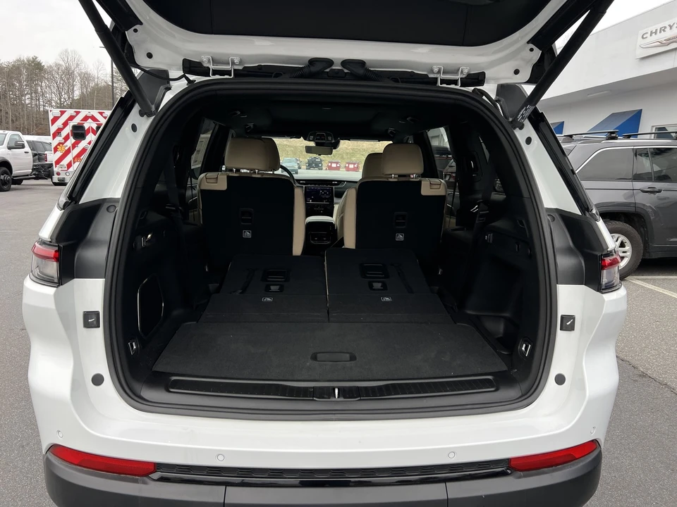 2024 Jeep WL Grand Cherokee - Image 11 of 31