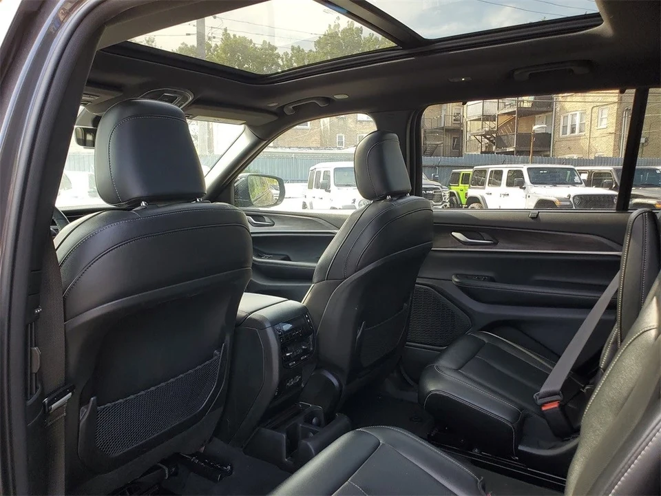 2024 Jeep WL Grand Cherokee - Image 12 of 21