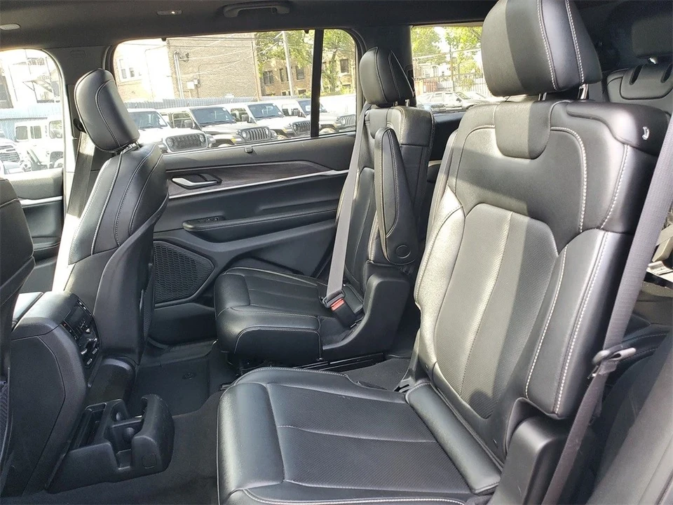 2024 Jeep WL Grand Cherokee - Image 11 of 21